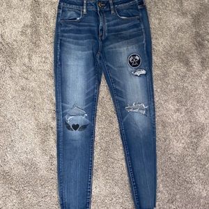 American Eagle jeggings w graphics